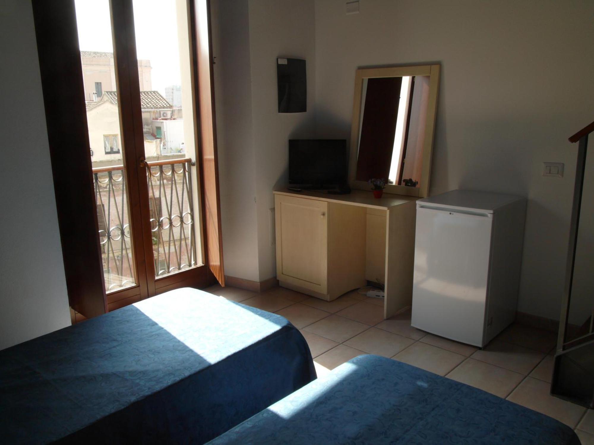 Hostel Marina Κάλιαρι Εξωτερικό φωτογραφία