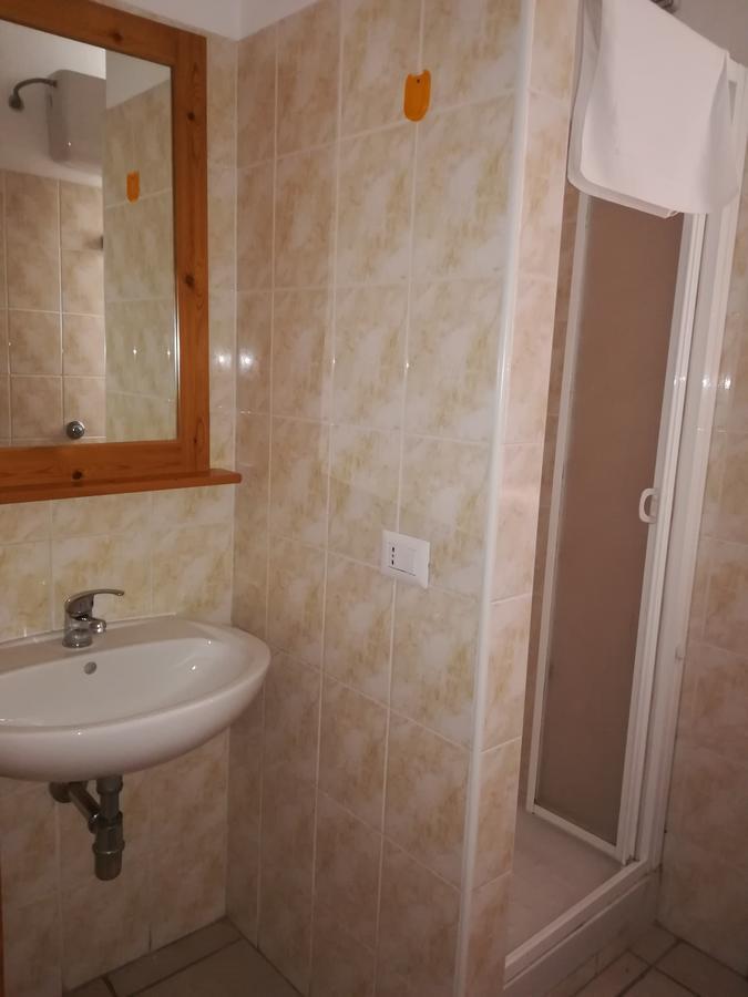 Hostel Marina Κάλιαρι Εξωτερικό φωτογραφία